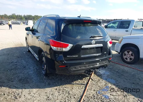 2015 Nissan Pathfinder Sl z USA, uszkodzony, nr VIN 5N1AR2MN7FC636073
